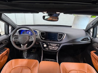 2024 Chrysler Pacifica Pinnacle AWD