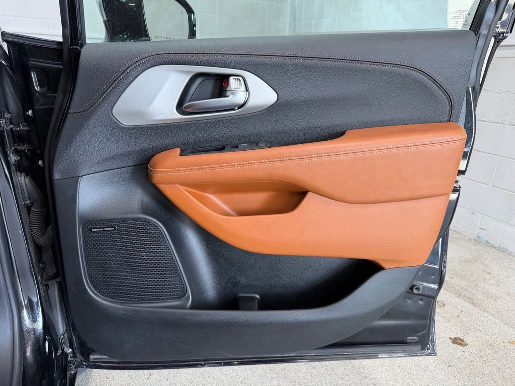 2024 Chrysler Pacifica Pinnacle AWD
