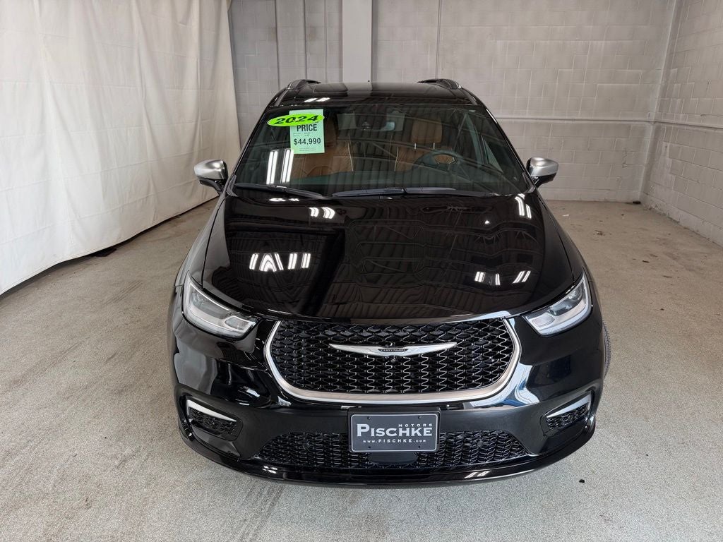 2024 Chrysler Pacifica Pinnacle AWD
