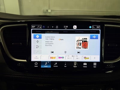 2024 Chrysler Pacifica Pinnacle AWD