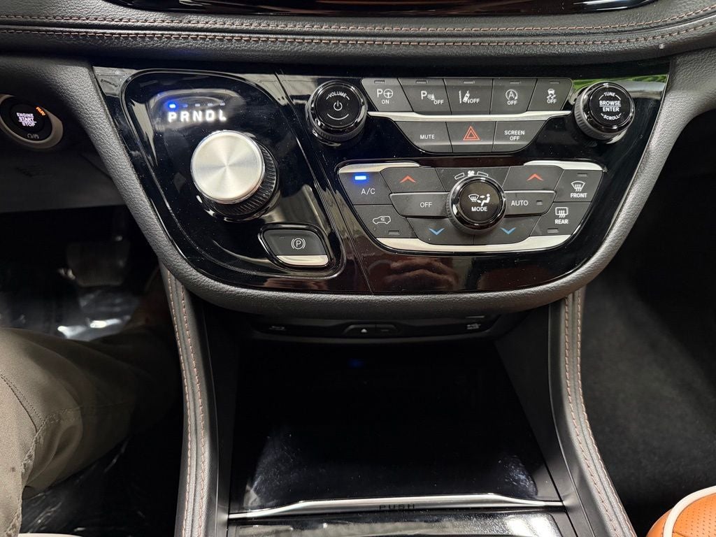 2024 Chrysler Pacifica Pinnacle AWD