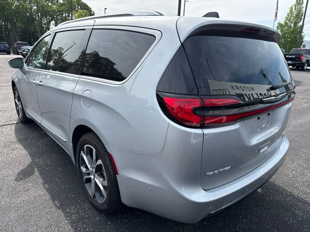 2024 Chrysler Pacifica Pinnacle