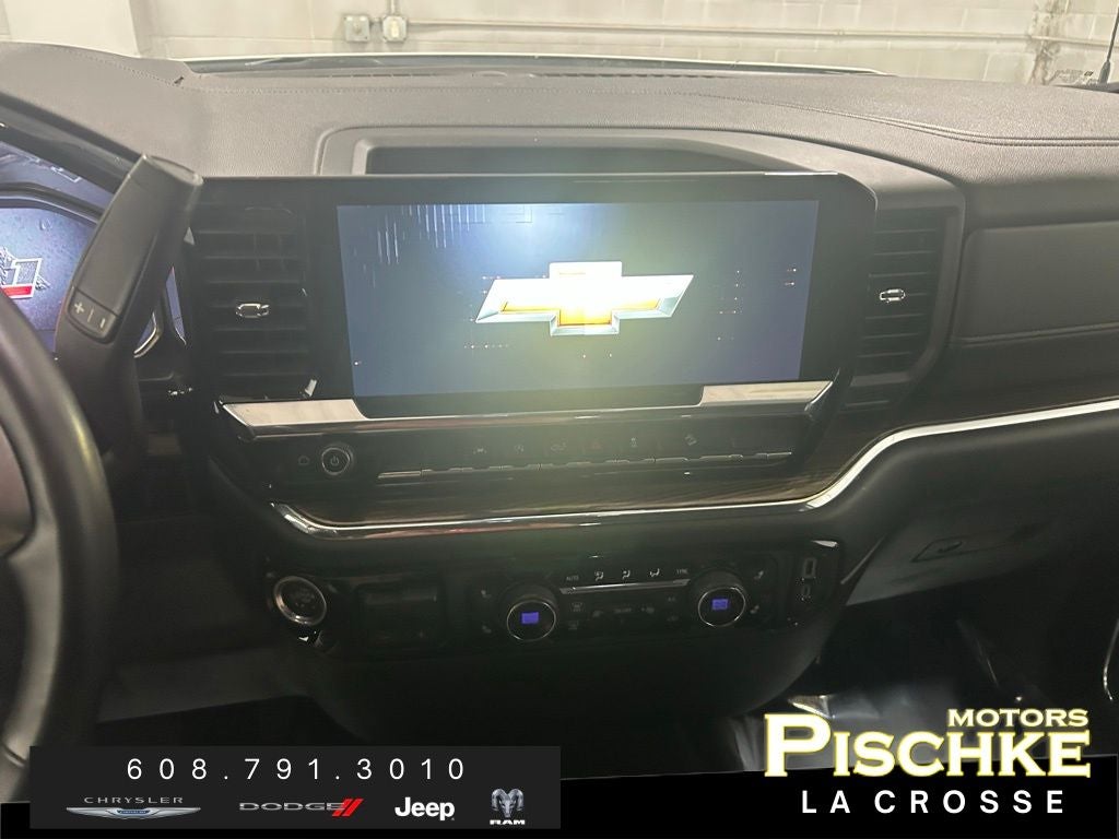 2024 Chevrolet Silverado 1500 4WD Crew Cab Short Bed LT