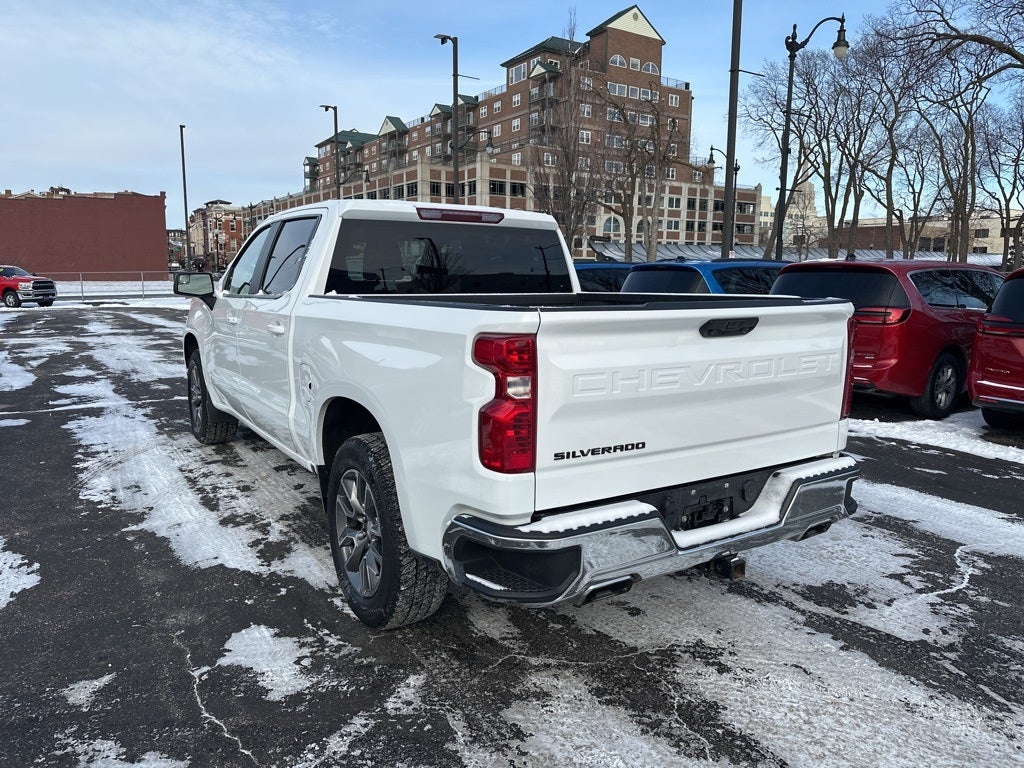 2024 Chevrolet Silverado 1500 4WD Crew Cab Short Bed LT