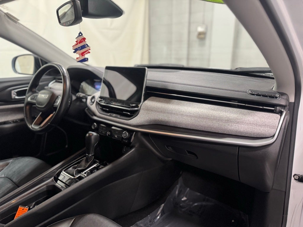 2022 Jeep Compass Latitude Lux 4x4