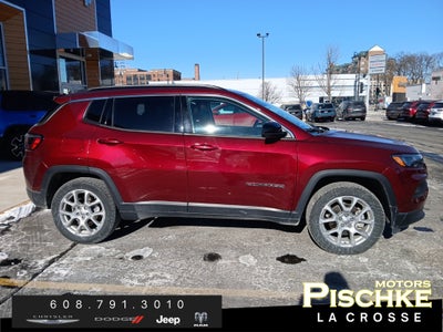 2022 Jeep Compass Latitude Lux 4x4
