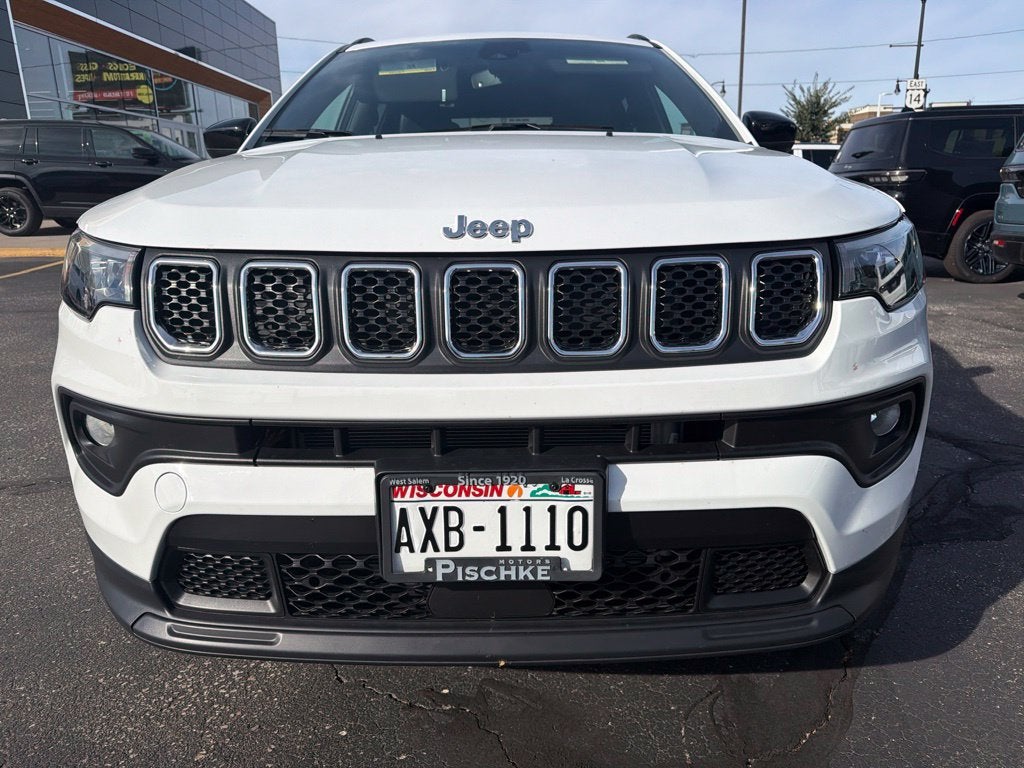 2023 Jeep Compass Latitude Lux FWD
