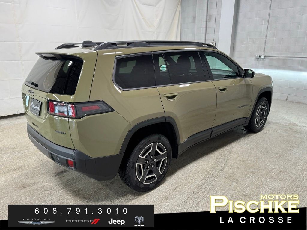 2026 Jeep Cherokee CHEROKEE LAREDO 4X4