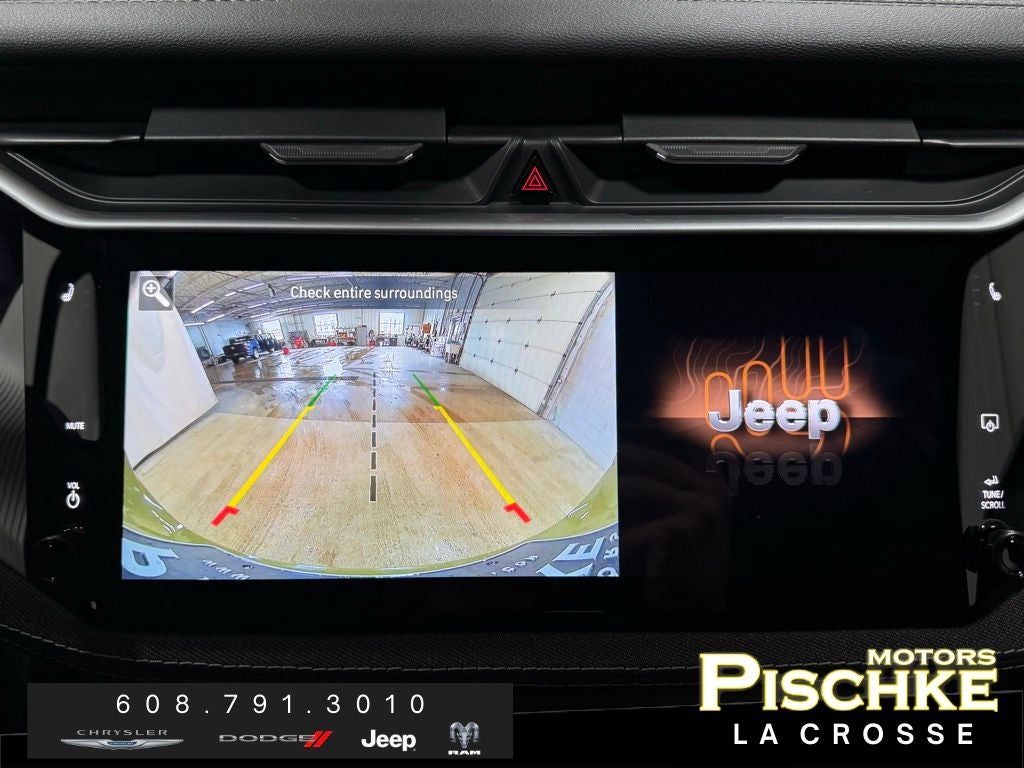 2026 Jeep Cherokee CHEROKEE LAREDO 4X4