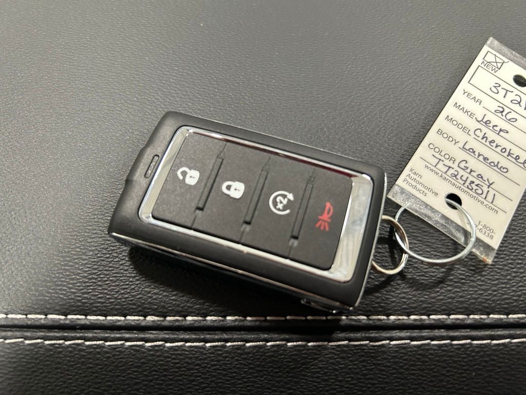 2026 Jeep Cherokee CHEROKEE LAREDO 4X4