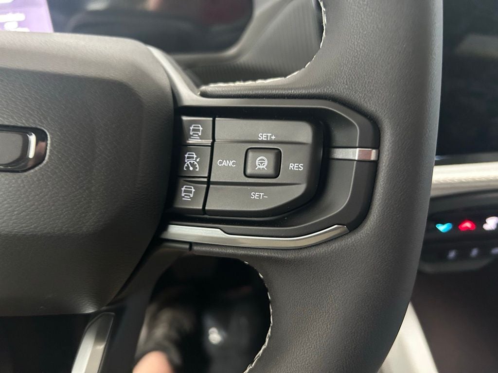 2026 Jeep Cherokee CHEROKEE OVERLAND 4X4