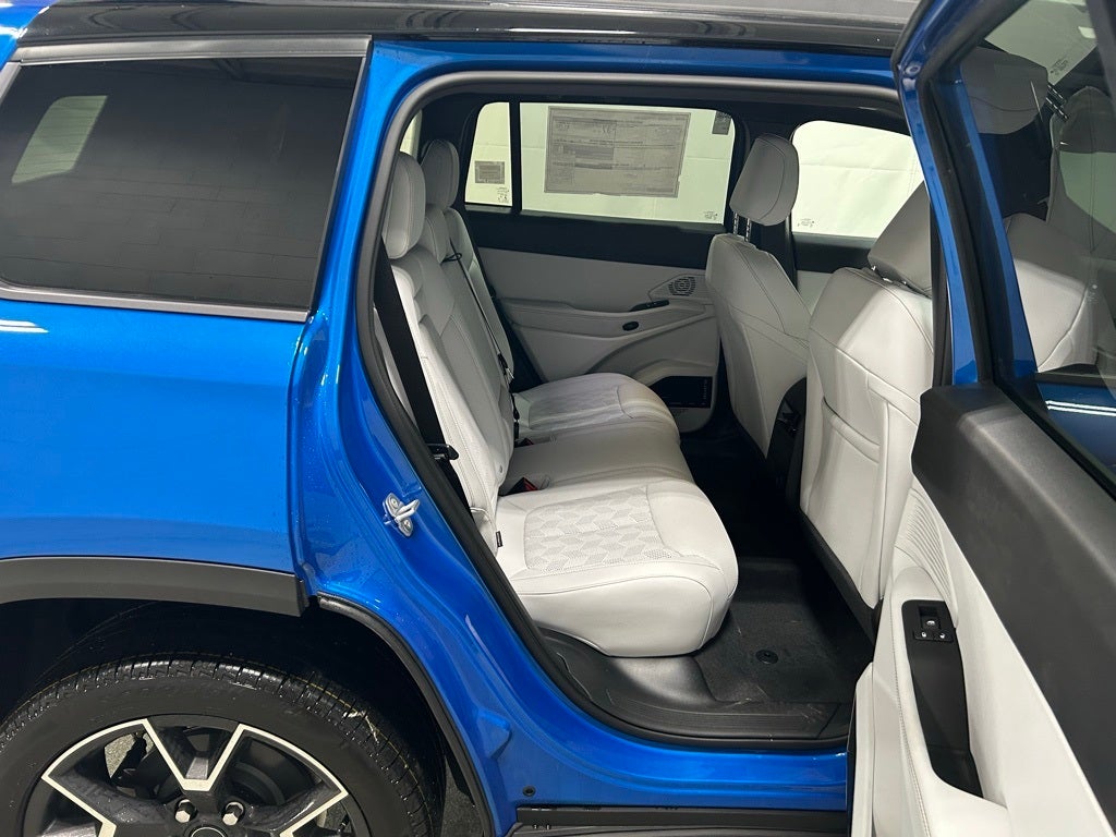 2026 Jeep Cherokee CHEROKEE OVERLAND 4X4