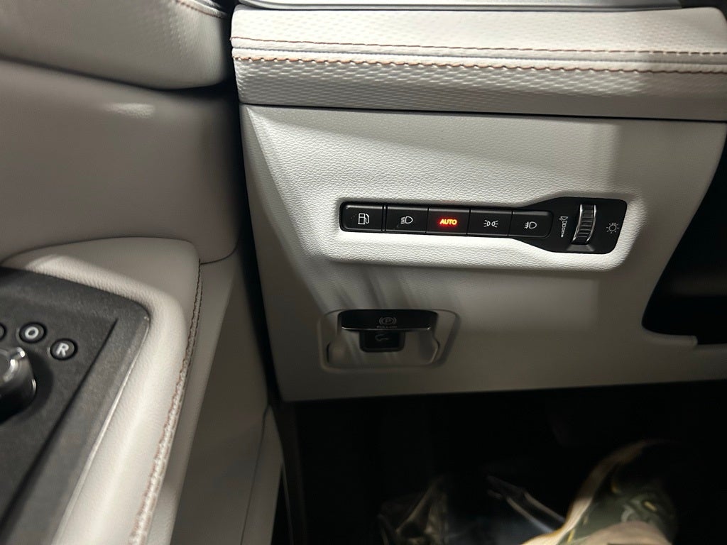 2026 Jeep Cherokee CHEROKEE OVERLAND 4X4