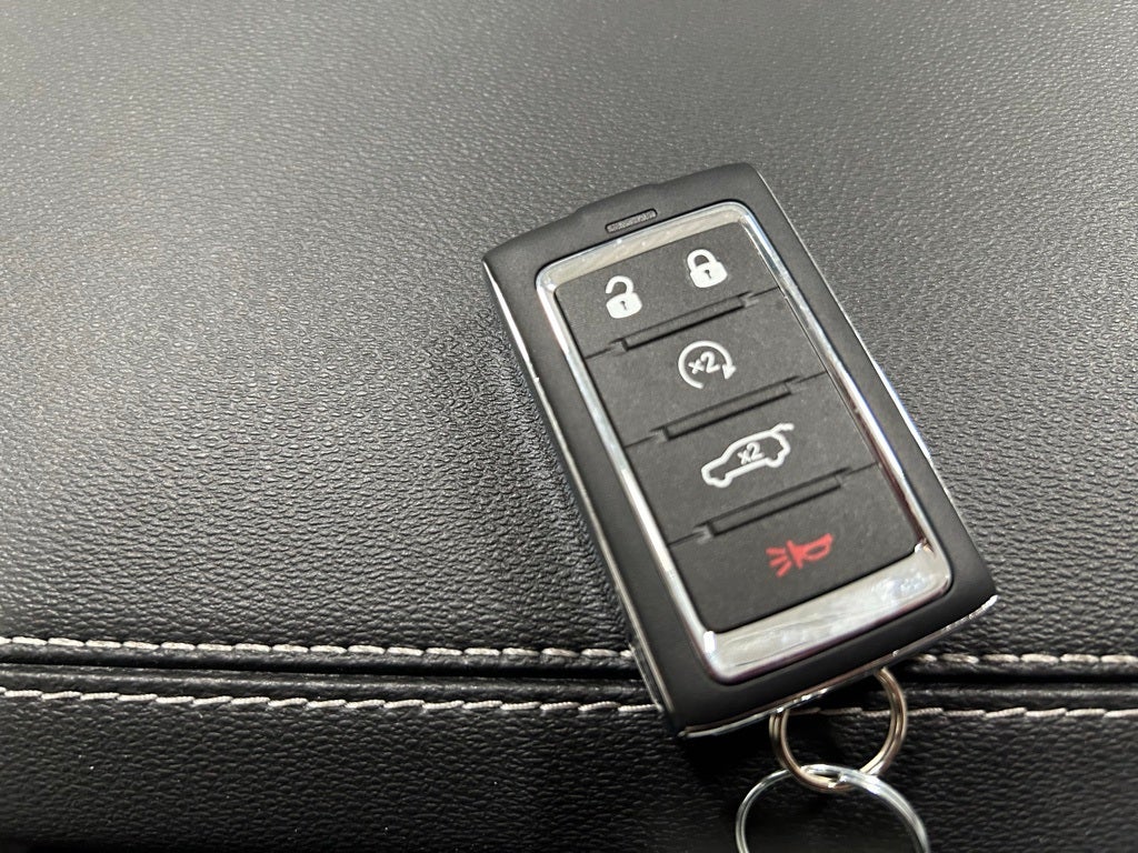 2026 Jeep Cherokee CHEROKEE OVERLAND 4X4