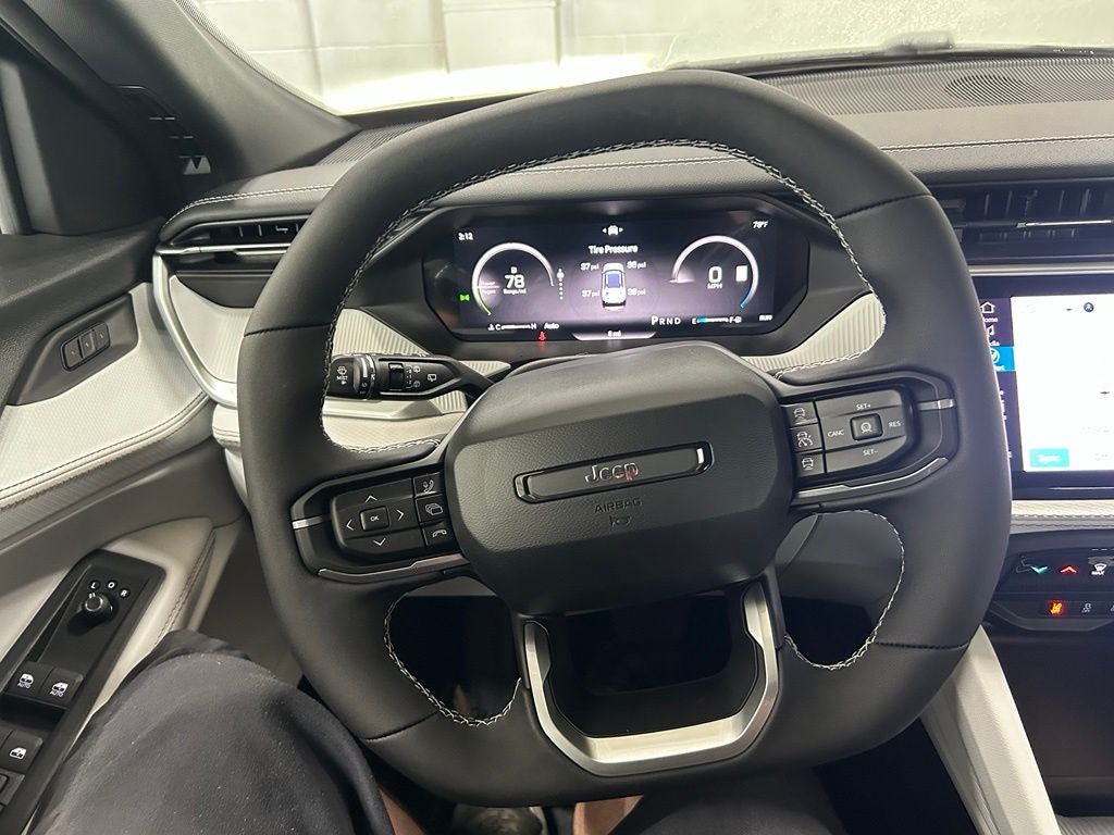 2026 Jeep Cherokee CHEROKEE OVERLAND 4X4