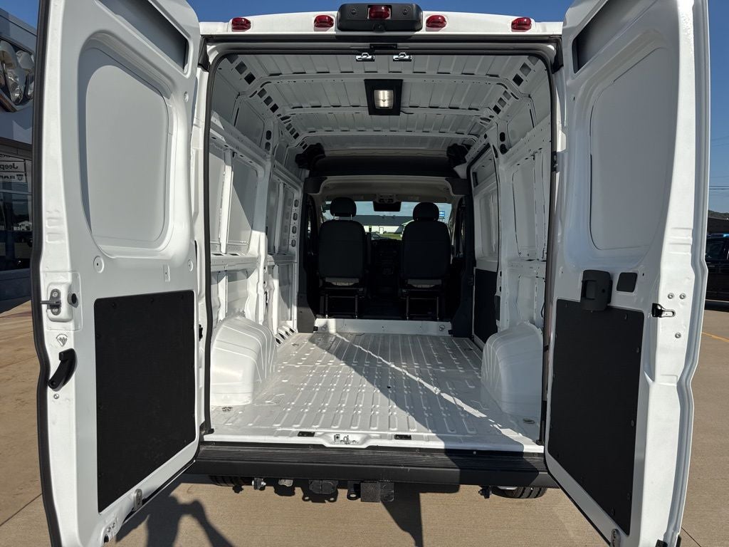 2025 RAM ProMaster 1500 Cargo Van Tradesman High Roof 136' WB w/Pass Seat