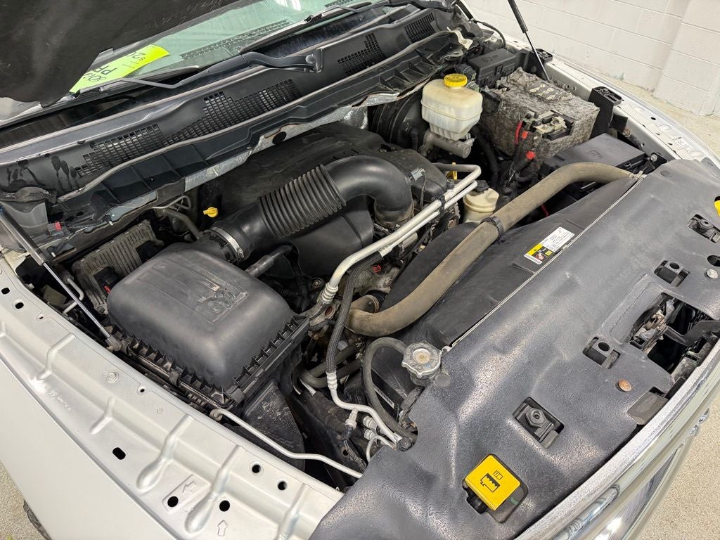 2017 RAM 2500 Tradesman Crew Cab 4x4 6'4' Box