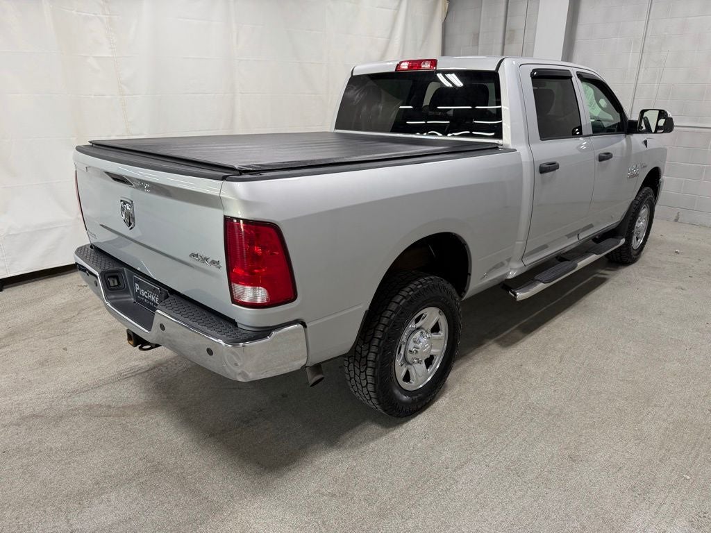 2017 RAM 2500 Tradesman Crew Cab 4x4 6'4' Box