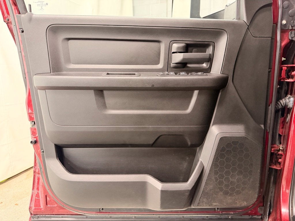 2018 RAM Ram 2500 Tradesman Crew Cab 4x4 6'4' Box
