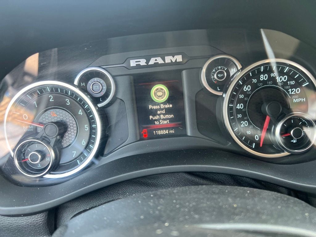 2020 RAM 2500 Tradesman Crew Cab 4x4 6'4' Box