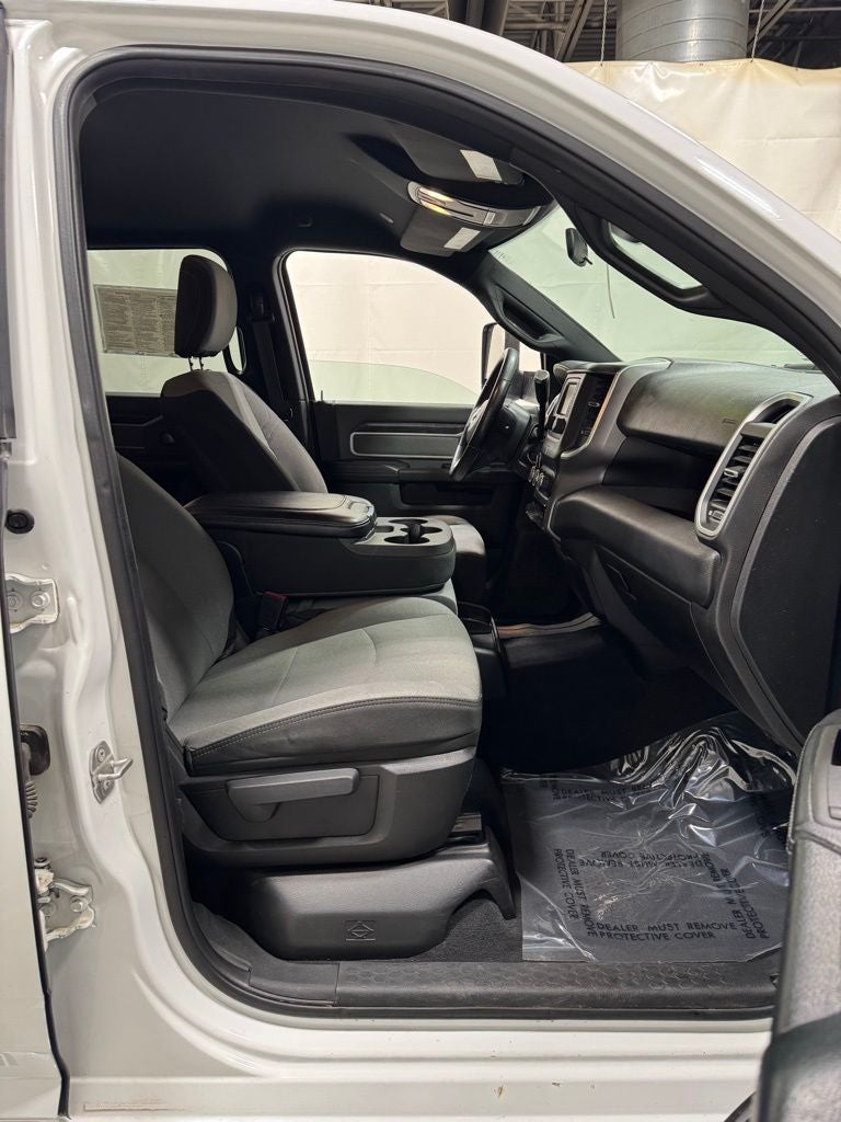 2021 RAM 2500 Big Horn Crew Cab 4x4 6'4' Box