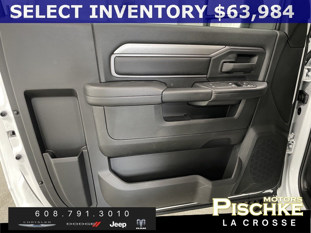 2026 RAM Ram 5500 Chassis Cab RAM 5500 TRADESMAN CHASSIS REGULAR CAB 4X4 84' CA