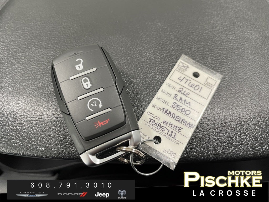 2026 RAM Ram 5500 Chassis Cab RAM 5500 TRADESMAN CHASSIS REGULAR CAB 4X4 84' CA