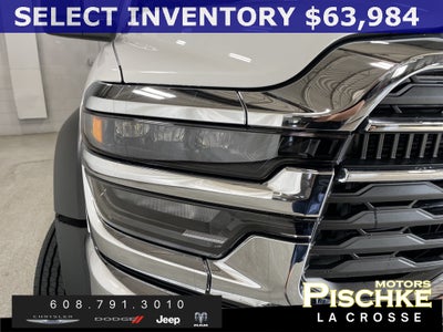 2026 RAM Ram 5500 Chassis Cab RAM 5500 TRADESMAN CHASSIS REGULAR CAB 4X4 84' CA