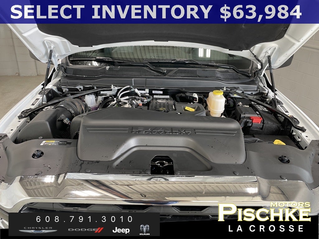 2026 RAM Ram 5500 Chassis Cab RAM 5500 TRADESMAN CHASSIS REGULAR CAB 4X4 84' CA