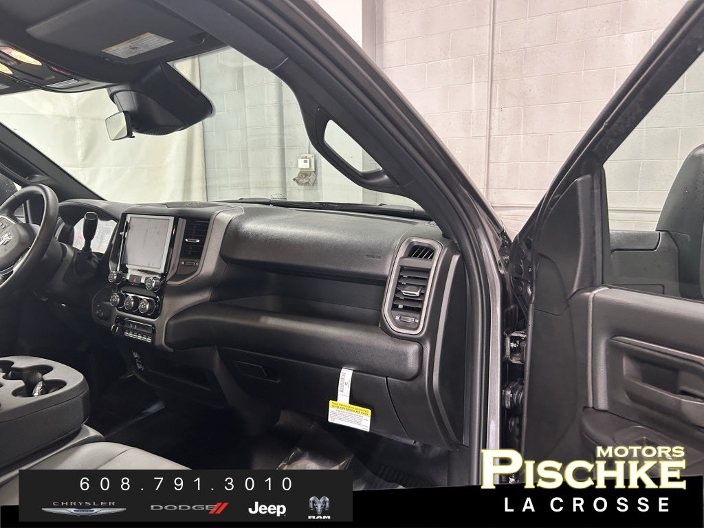 2026 RAM Ram 3500 Chassis Cab RAM 3500 TRADESMAN CHASSIS REGULAR CAB 4X4 84' CA