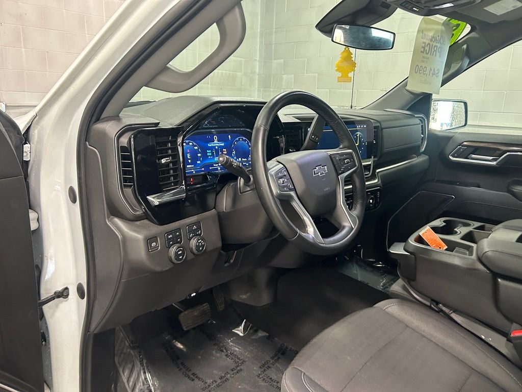 2023 Chevrolet Silverado 1500 4WD Crew Cab Short Bed LT Trail Boss
