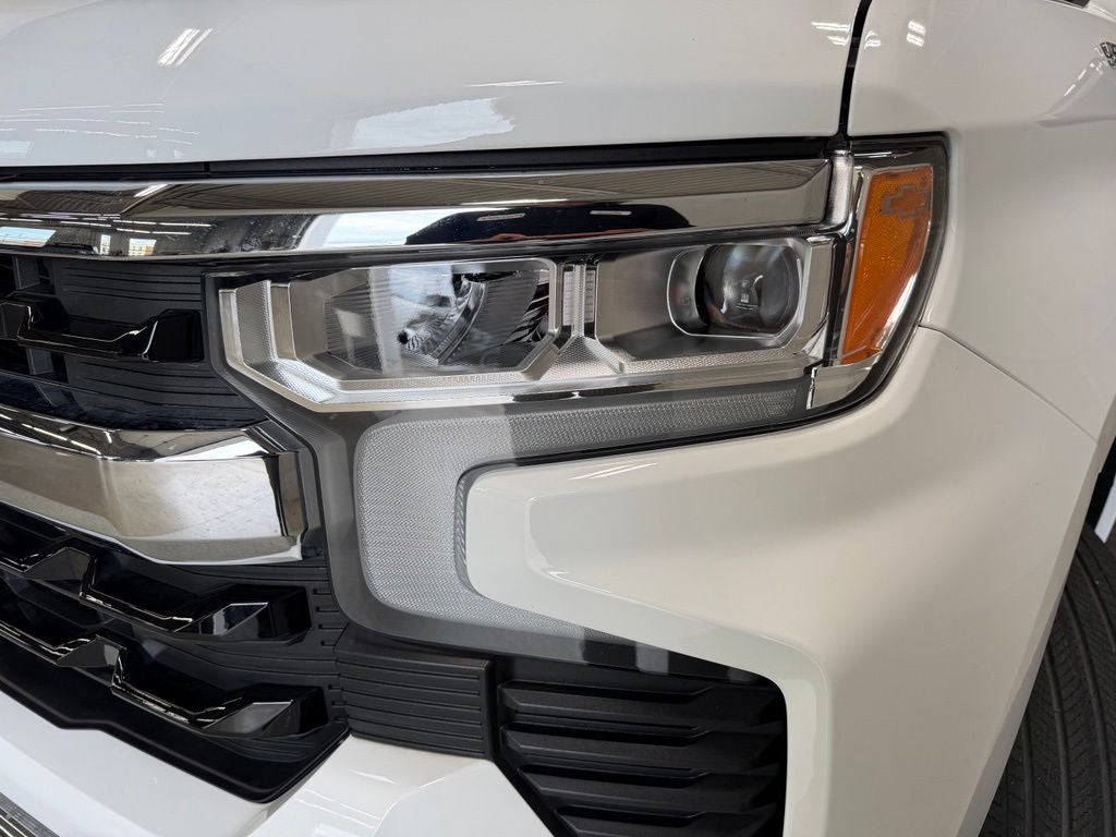 2024 Chevrolet Silverado 1500 4WD Crew Cab Short Bed LT with 2FL