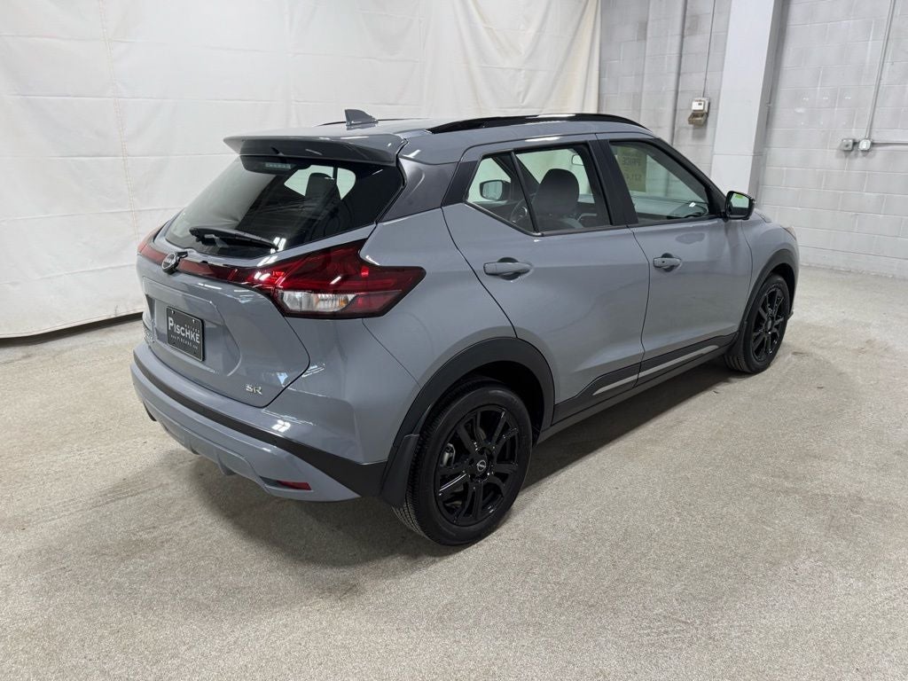 2024 Nissan Kicks SR Xtronic CVT