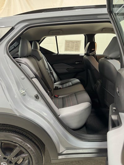 2024 Nissan Kicks SR Xtronic CVT