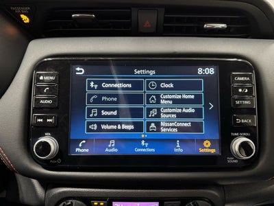 2024 Nissan Kicks SR Xtronic CVT