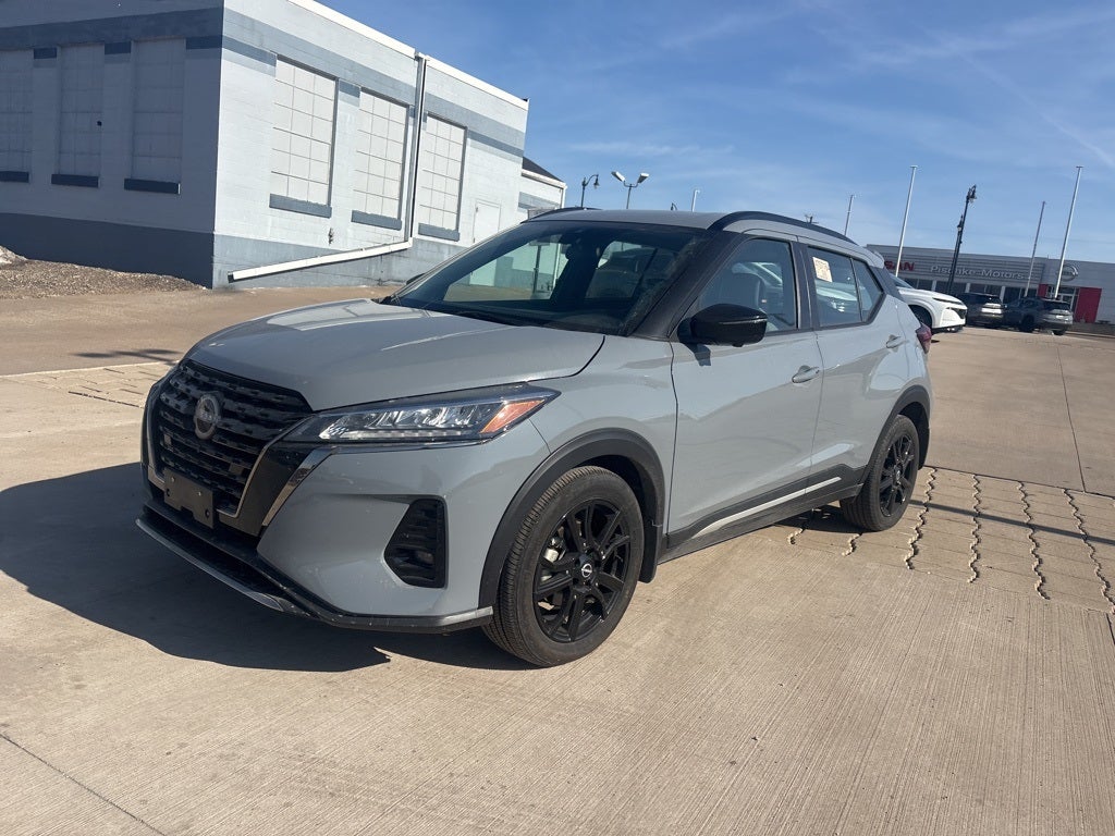 2024 Nissan Kicks SR