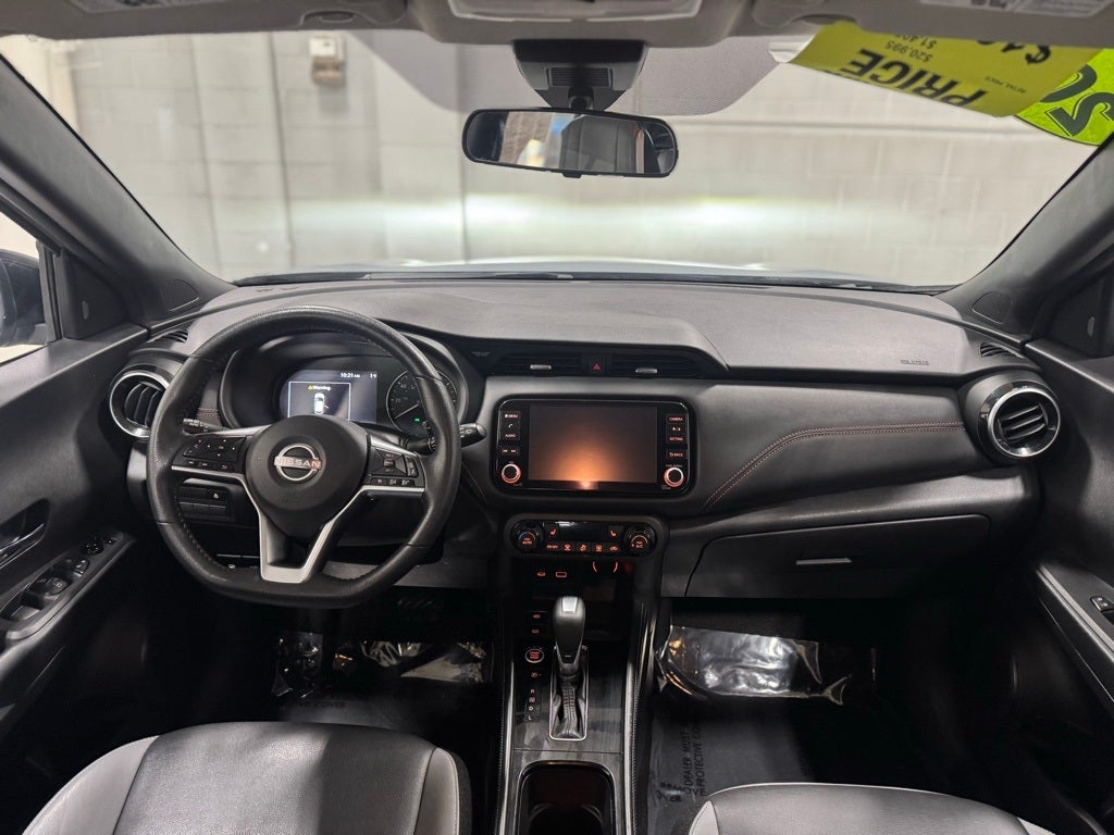 2023 Nissan Kicks SR Xtronic CVT