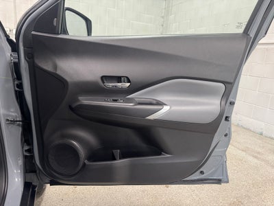 2023 Nissan Kicks SR Xtronic CVT