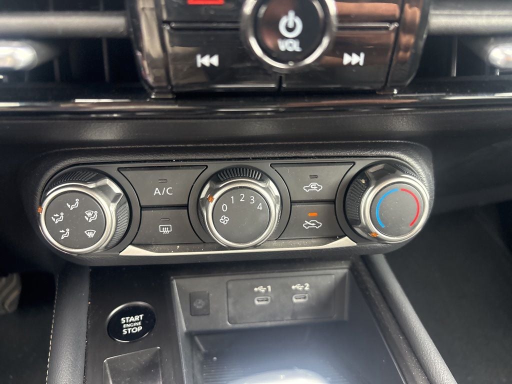 2025 Nissan Kicks SV Intelligent AWD