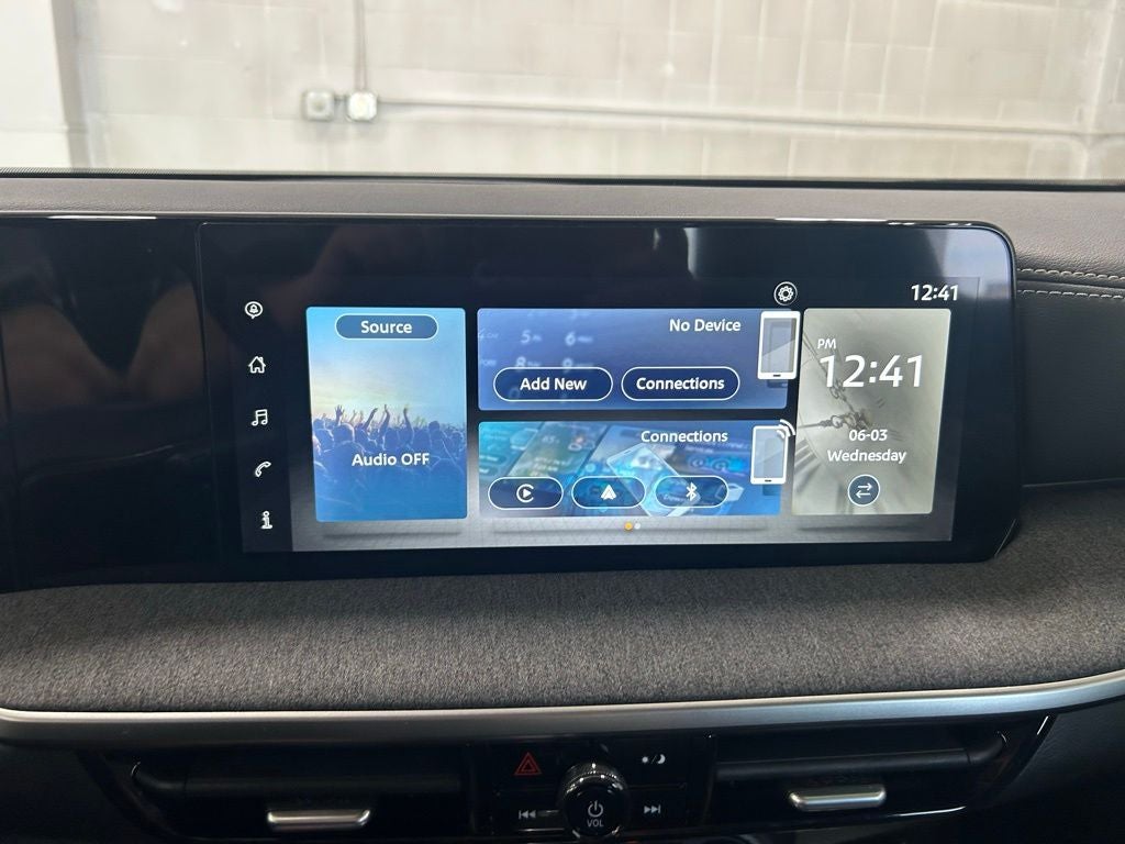 2025 Nissan Kicks SV Intelligent AWD