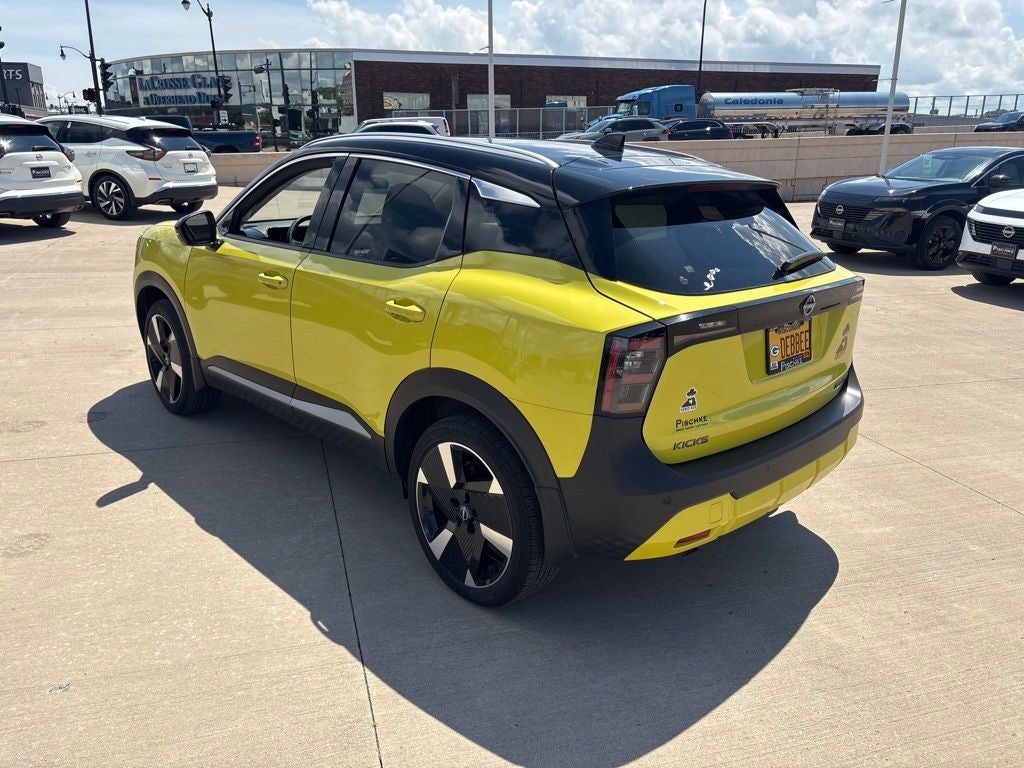 2025 Nissan Kicks SR Intelligent AWD