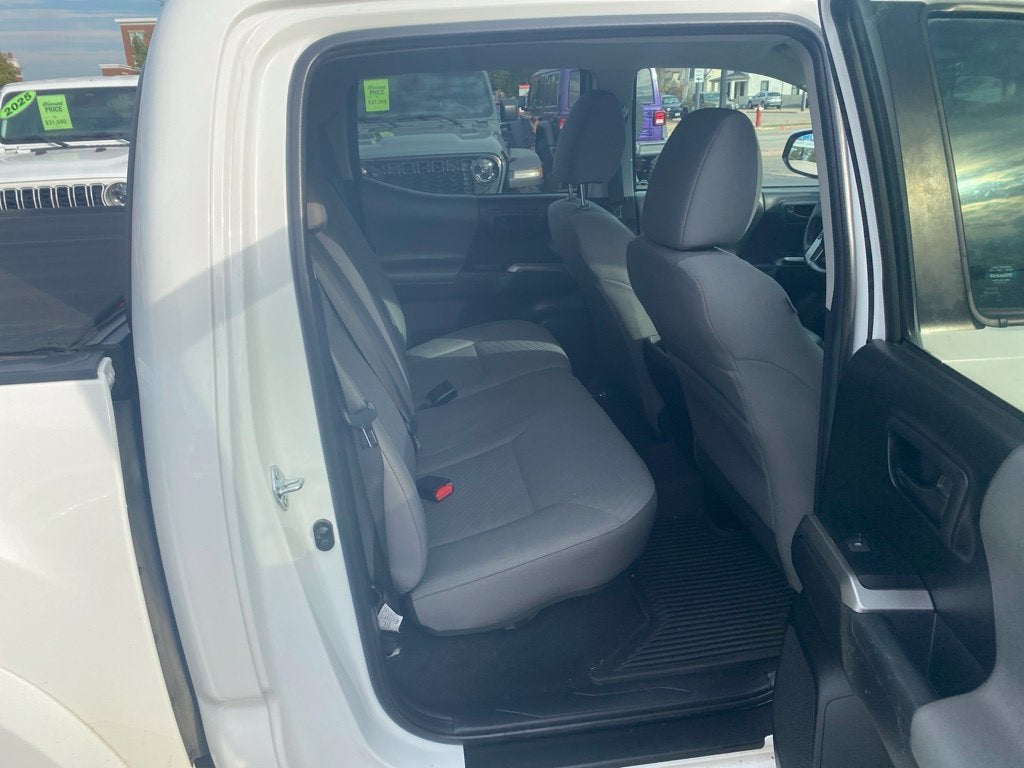 2022 Toyota Tacoma SR5 V6