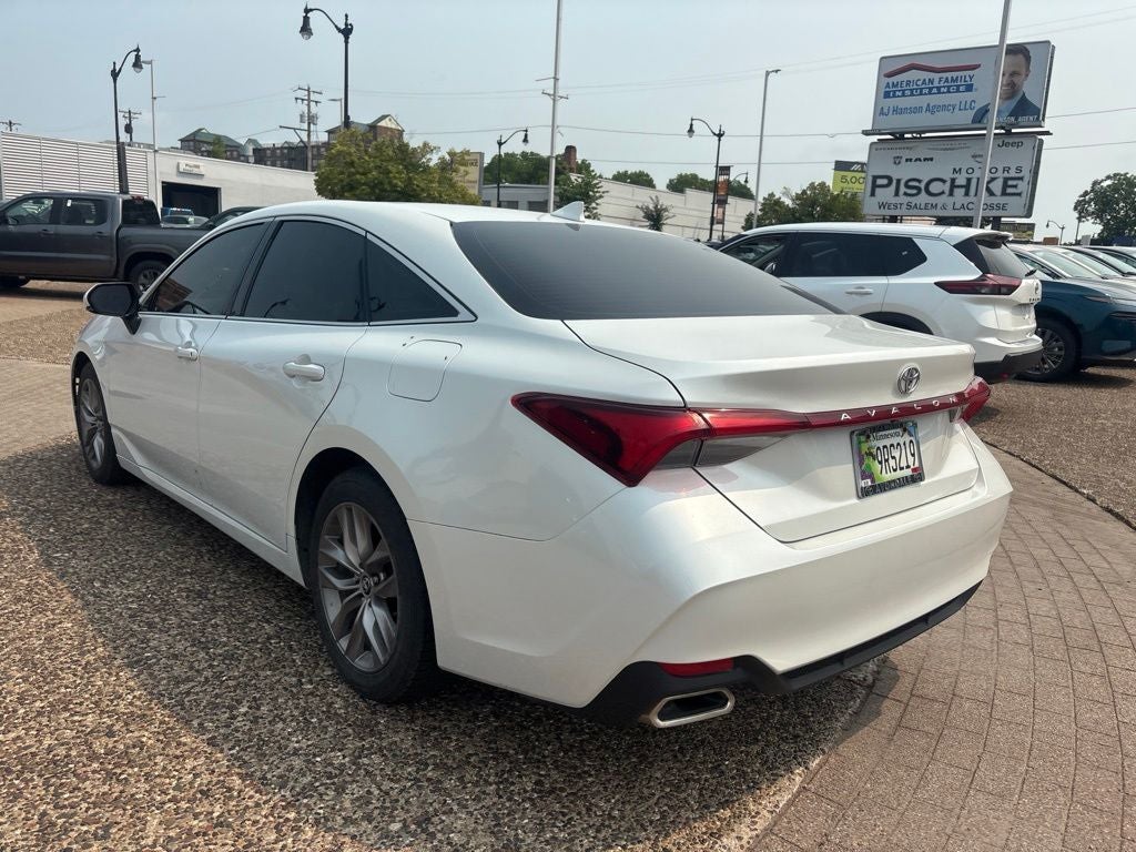 2019 Toyota Avalon XLE