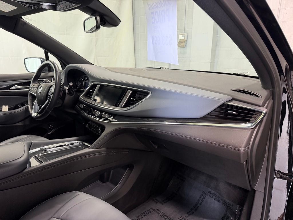 2023 Buick Enclave Essence FWD