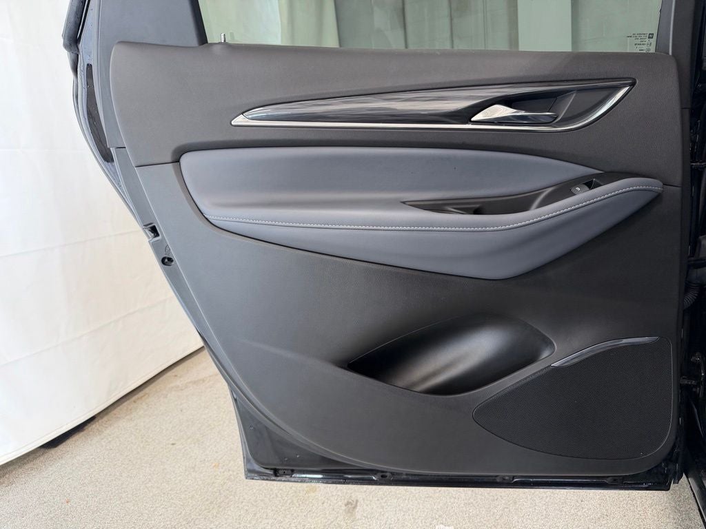 2023 Buick Enclave Essence FWD