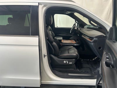 2025 Lincoln Navigator Black Label