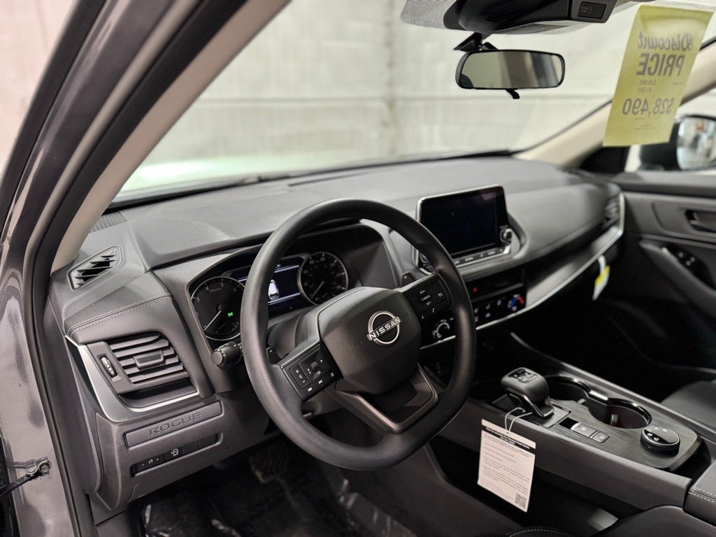 2025 Nissan Rogue S Intelligent AWD