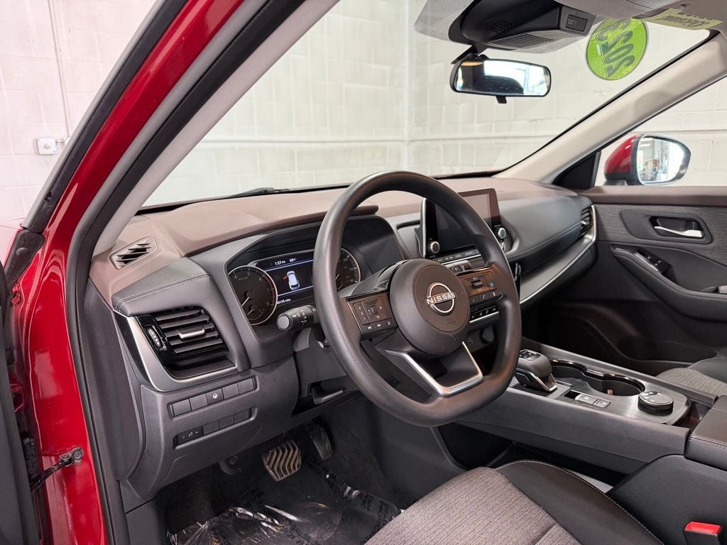 2023 Nissan Rogue SV - Photo 19
