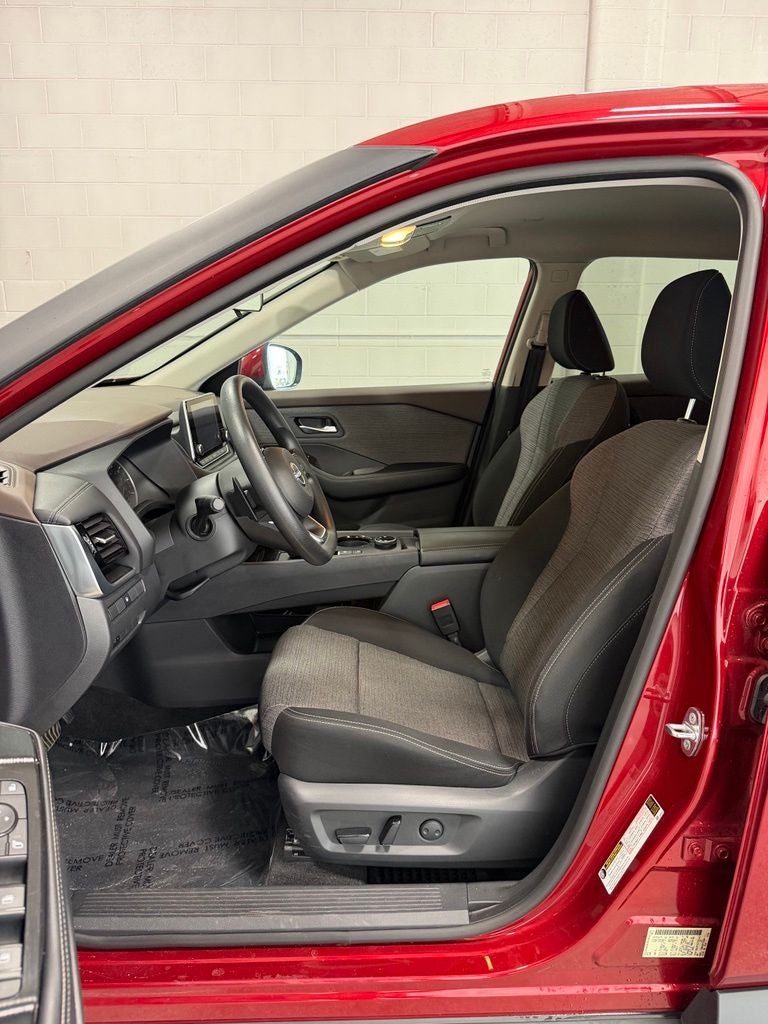 2023 Nissan Rogue SV - Photo 20