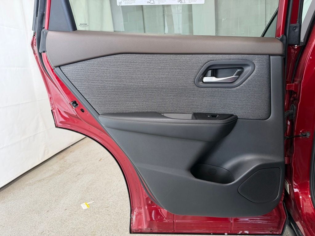 2023 Nissan Rogue SV - Photo 22
